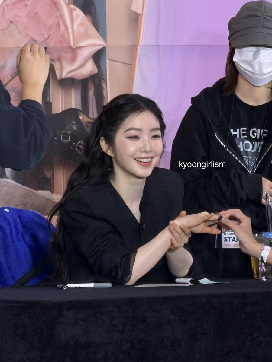 lynn ⭑.ᐟ tweet media