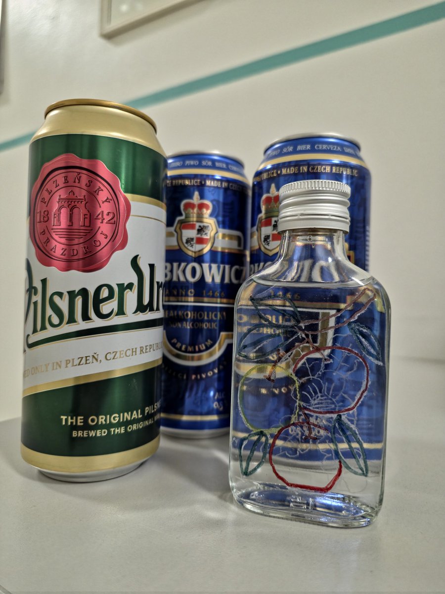 Tohle se nosí na Valašsku hospitalizovaným pacientům do nemocnice. Chválím zjemnění nealkoholickým pivem. Na zapíjení.🤣