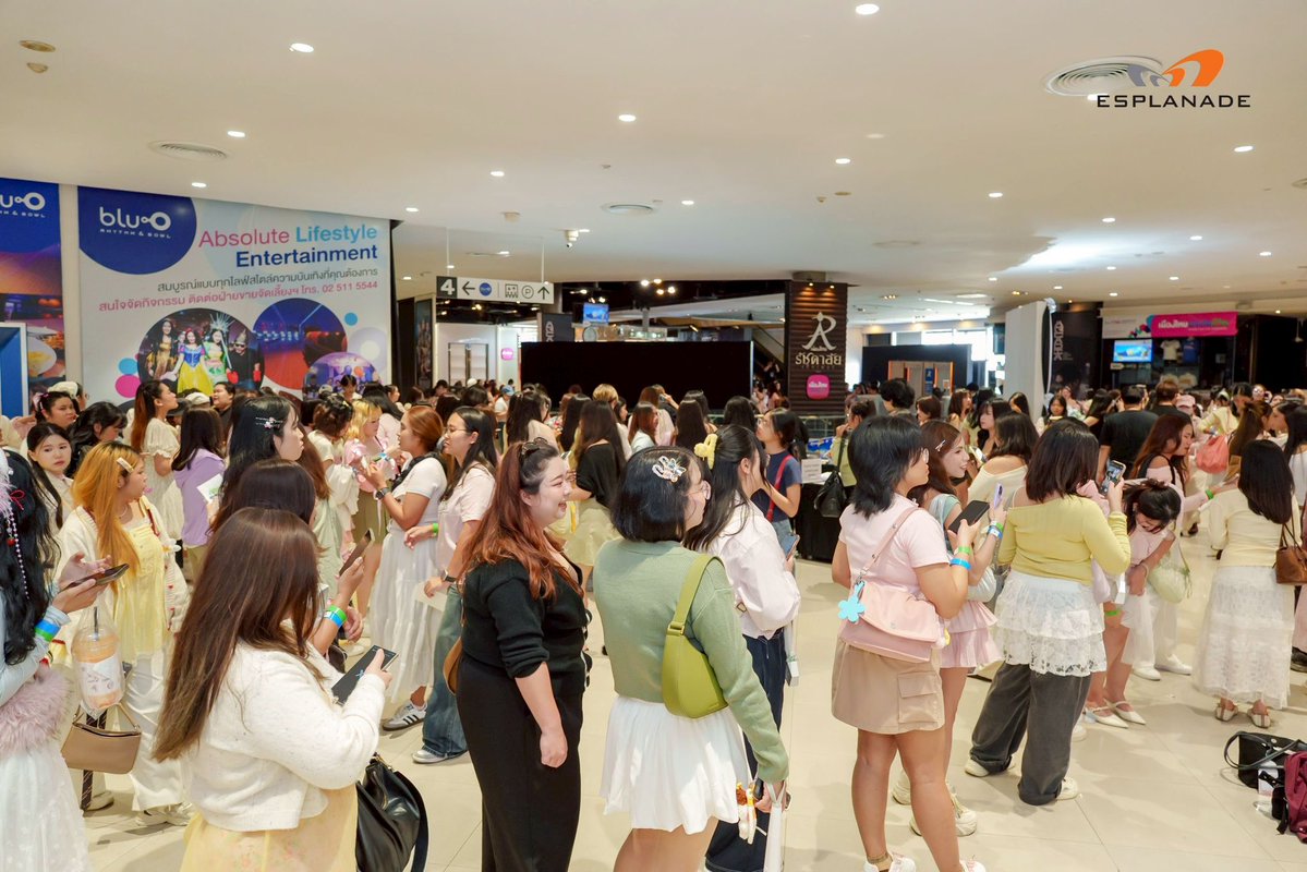 Esplanade_Ratchada tweet media