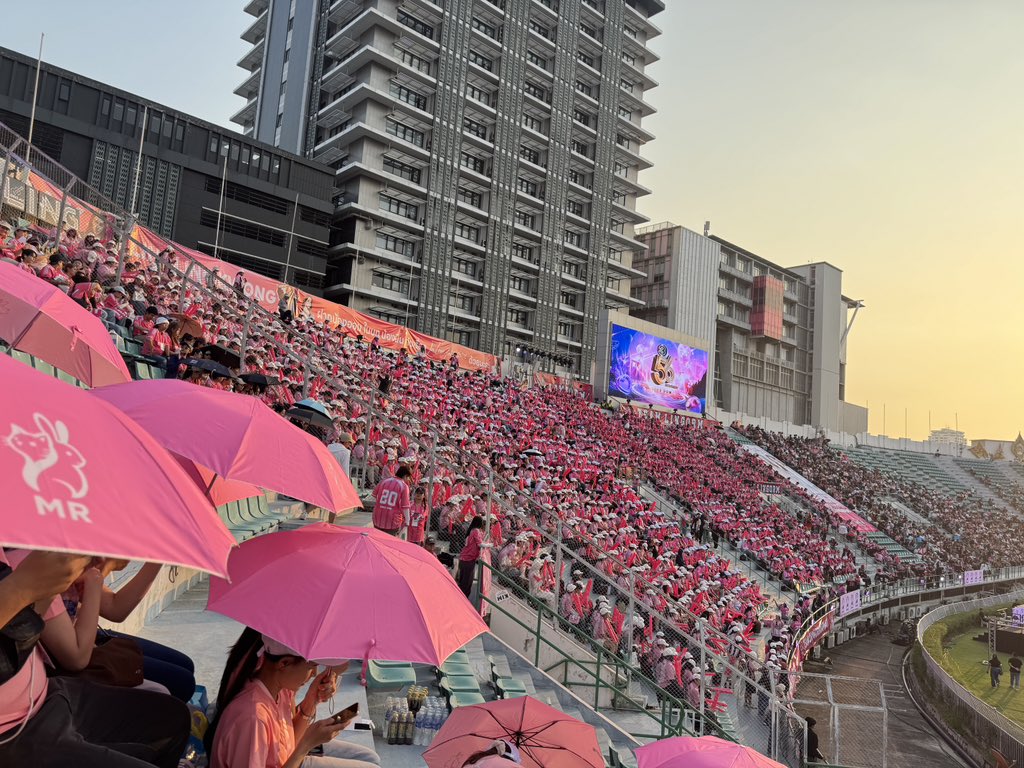 𝒉𝒐𝒏𝒆𝒚 ⋆。🫧🪽⋆ ᢉ𐭩 tweet media