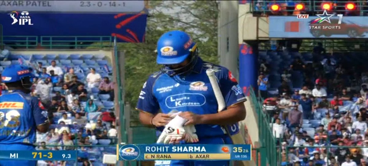 𝐊𝐨𝐡𝐥𝐢𝐧𝐚𝐭!𝟎𝐧_👑🚩 tweet media