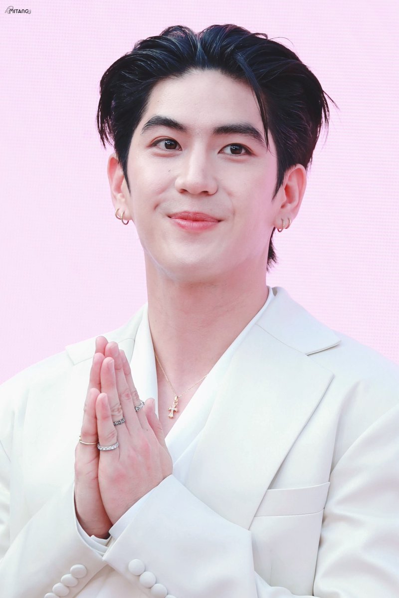 ⟡ ᴅᴏᴜʙʟᴇ_sᴜɢᴀʀ 𖥦 tweet media