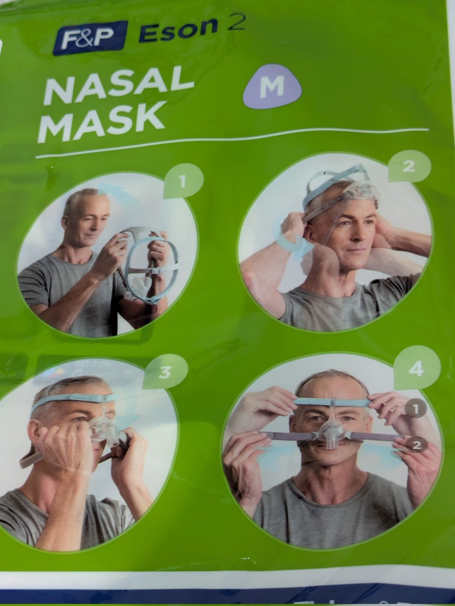 HID_pmx003theo's tweet image. 前回診察時に「CPAPの新型マスクが出来たんですけど次の交換時に試してみますか？」と言われたのでお願いしてたのが今日届いたんだが、ホース基部のエルボが一軸可動だった旧型(2枚目)からボールジョイント(3枚目)になり可動範囲拡大したのめちゃくちゃ熱い
#CPAP