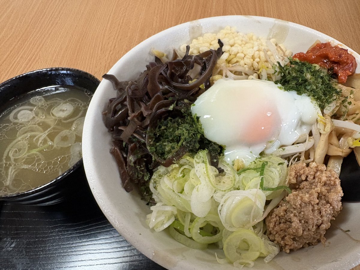 裸眼(らめ) tweet media