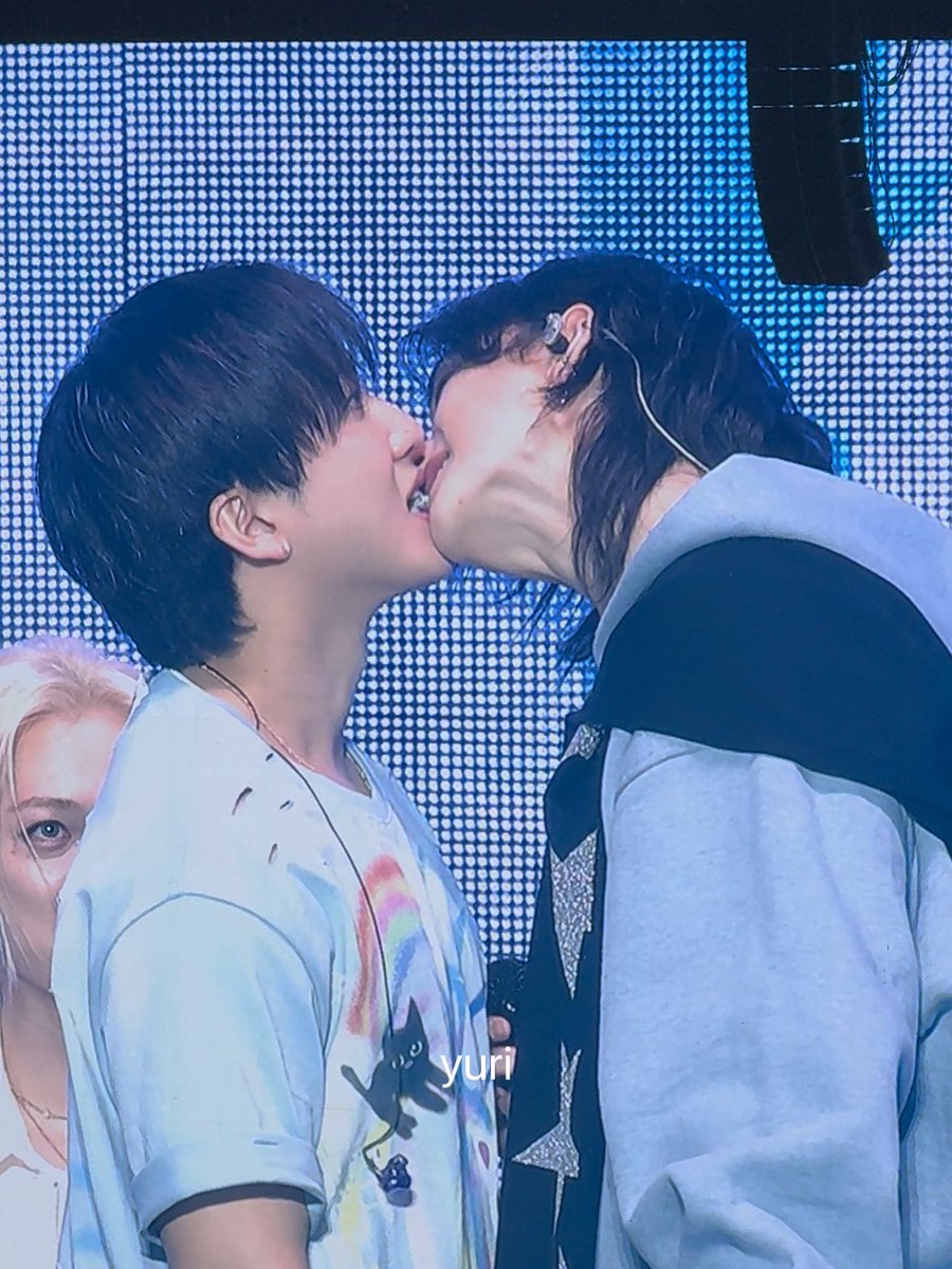 𝗬𝗨𝗥𝗜🐇 tweet media