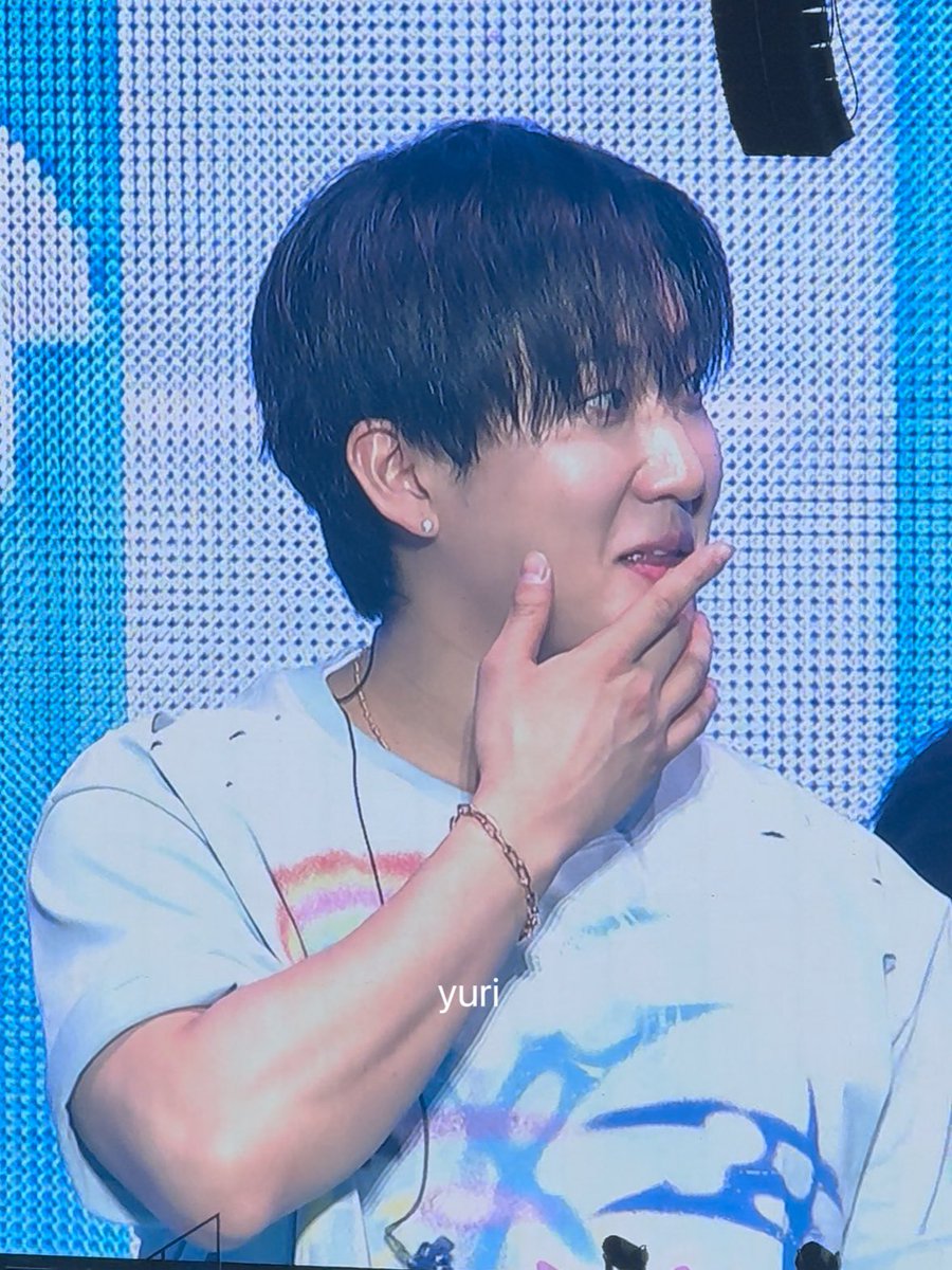 𝗬𝗨𝗥𝗜🐇 tweet media