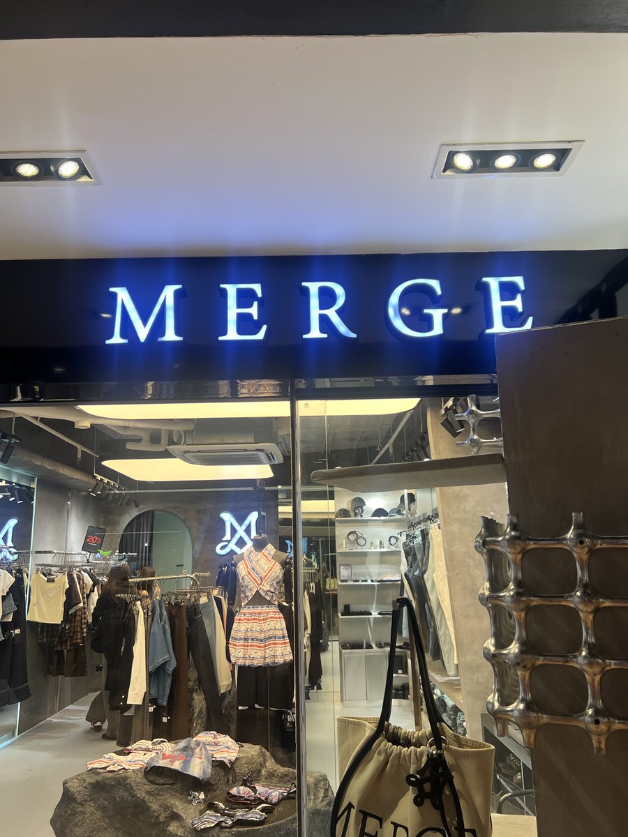 ปลาทอง 💢 tweet media