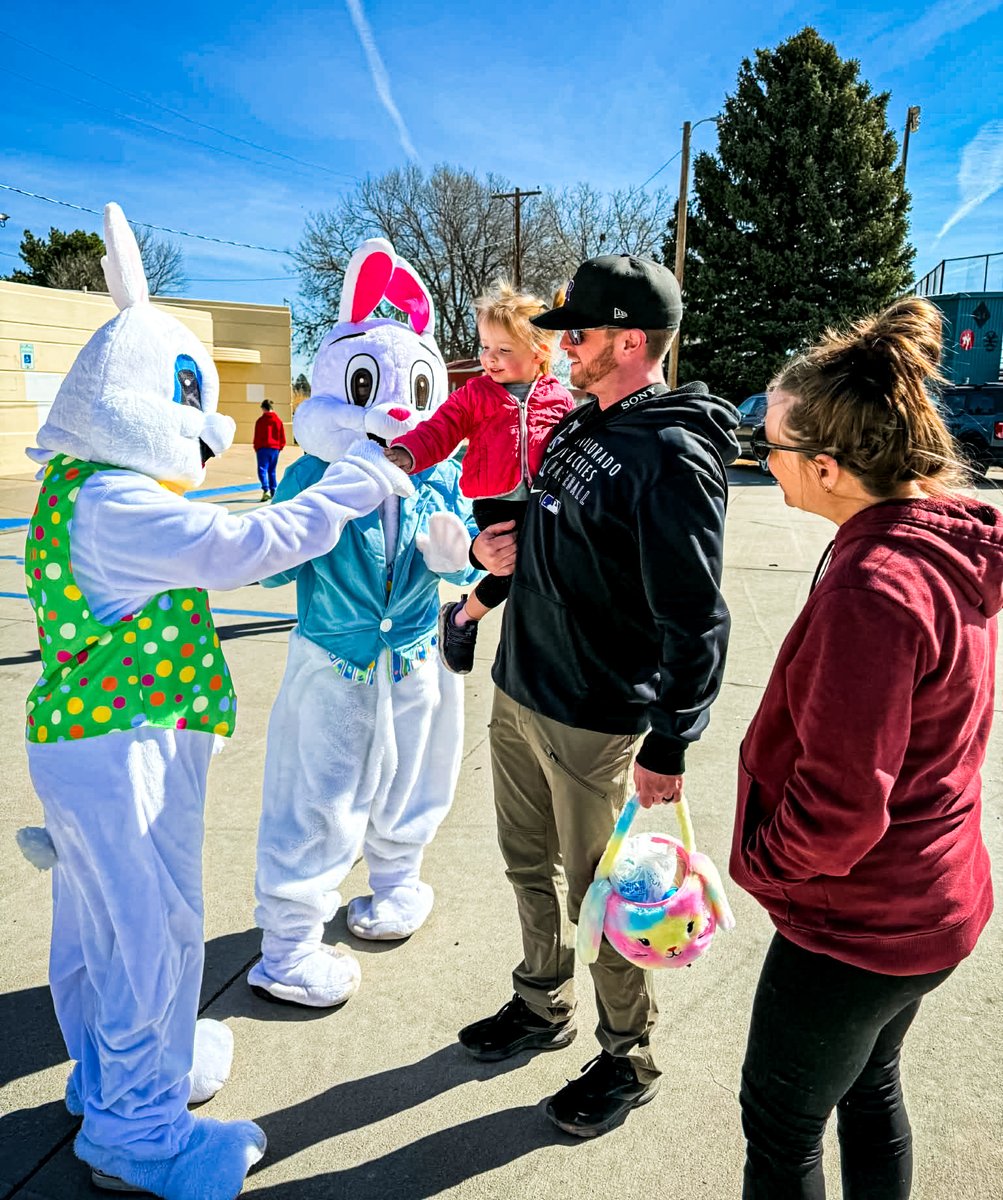 🤜🤛 BIG shout out to the Bunny today. Happy Easter to you and yours, from our family at The Big Boy!

🚂🐰