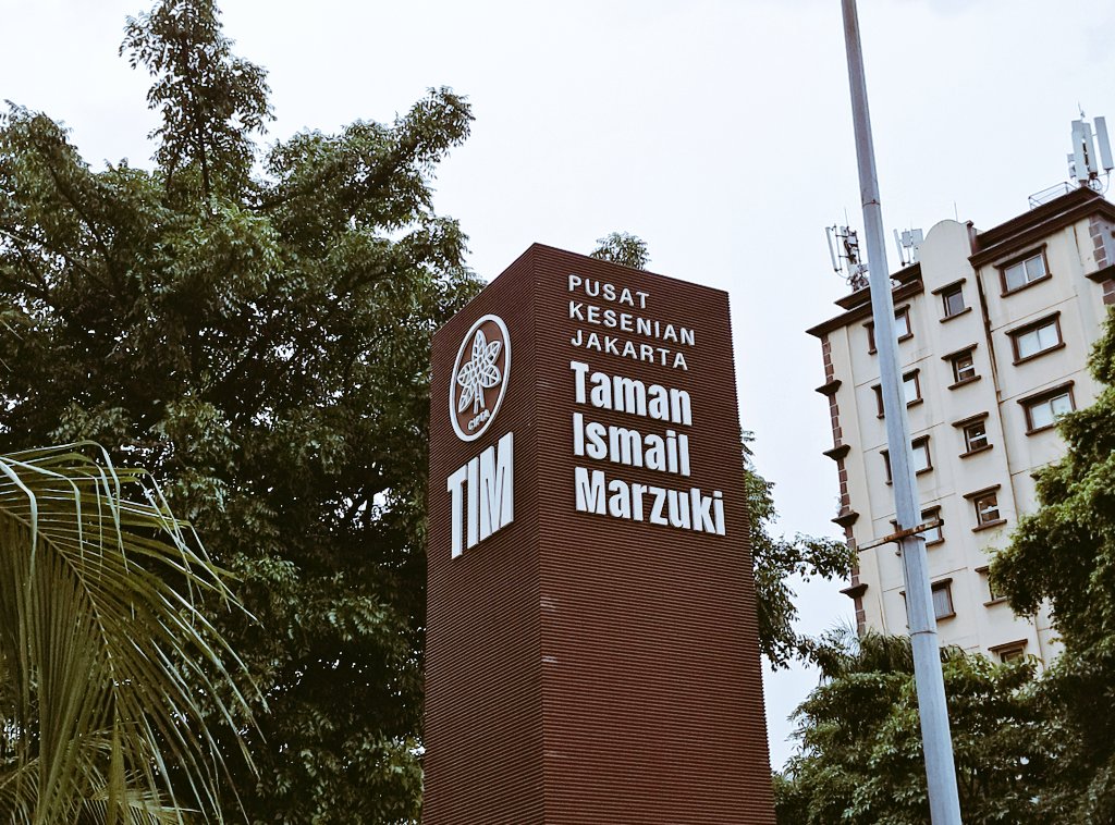 uti 🇵🇸 tweet media