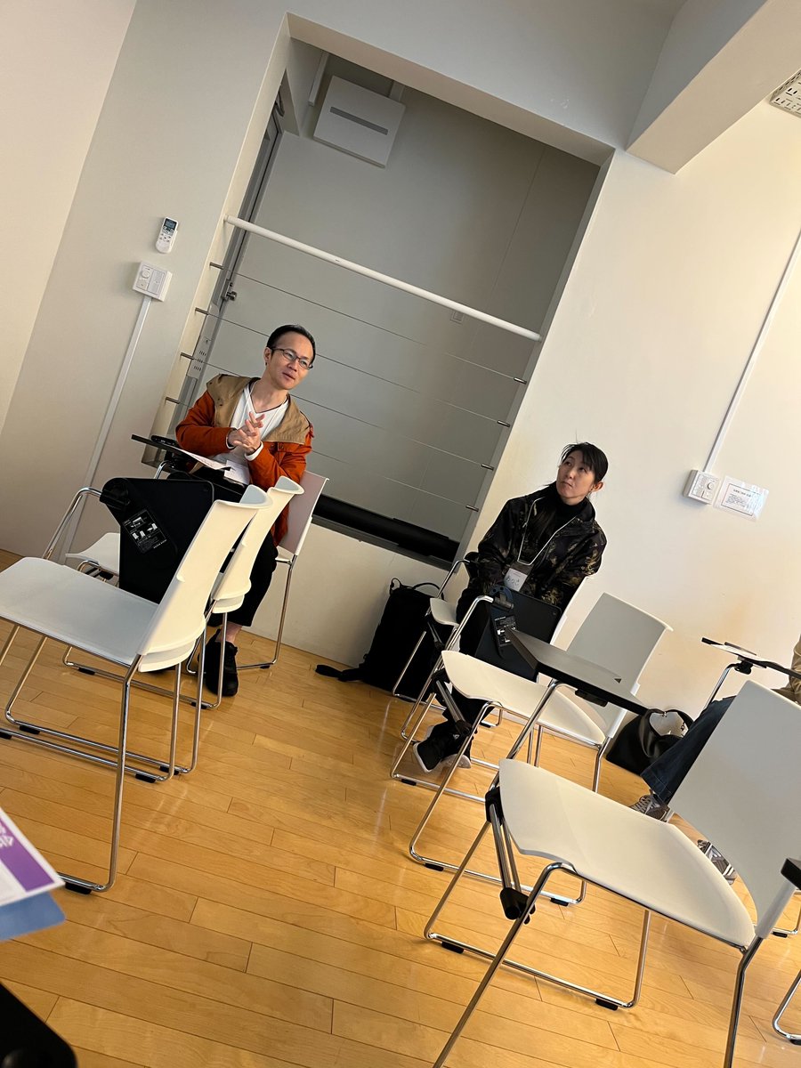 ii032045's tweet photo. #AI脳出版記念 #AI脳にアップデート #SHIFTAI
チャエンさん『AI脳』出版記念トークを富山サテライトで視聴！
・知的好奇心 × アウトプットが武器になる
・小さく始める × 常に改善
・メタ認知とEQが差をつける
交流会ではAIを使うマインドについて語り合う、濃い時間でした！
https://t.co/TU76cOtcYl https://t.co/NIIc43jvFV