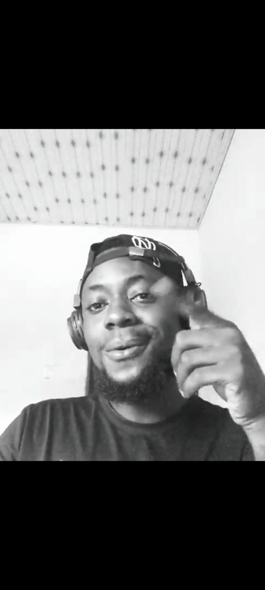 Toofunmi tweet media