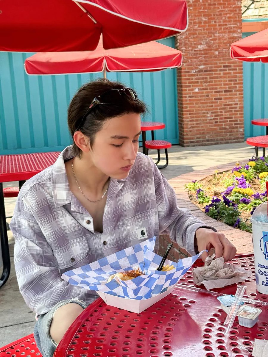 gel ☁︎ ‘REDRED’ tweet media