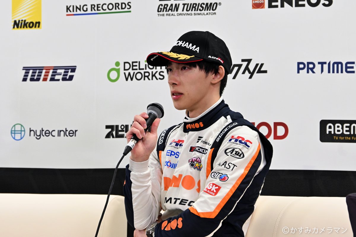 SUPER_FORMULA's tweet photo. アウトオブ #キッザニア
ジャーナリスト体験 │ カメラマン
お仕事体験でTO3記者会見を撮影📷️

#Nikon #SFormula https://t.co/hRxgUReDHu