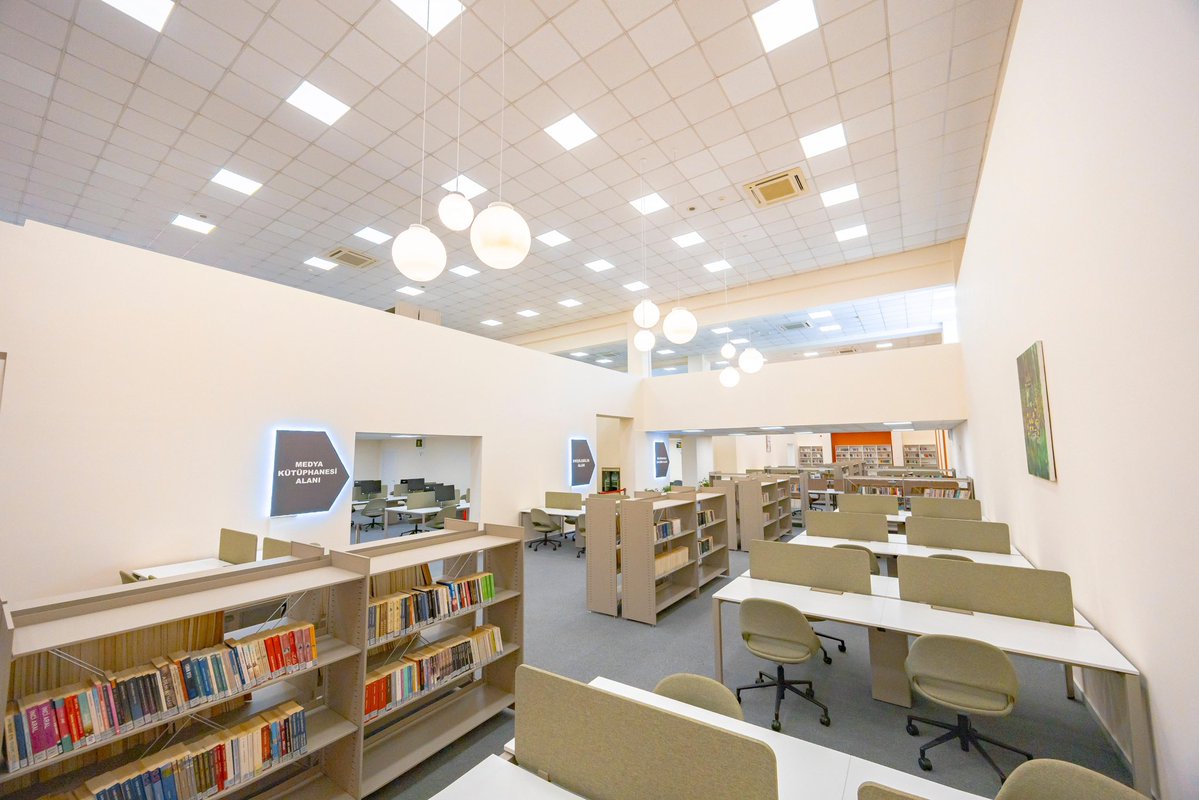 izmirgibiyiz 🇹🇷 tweet media