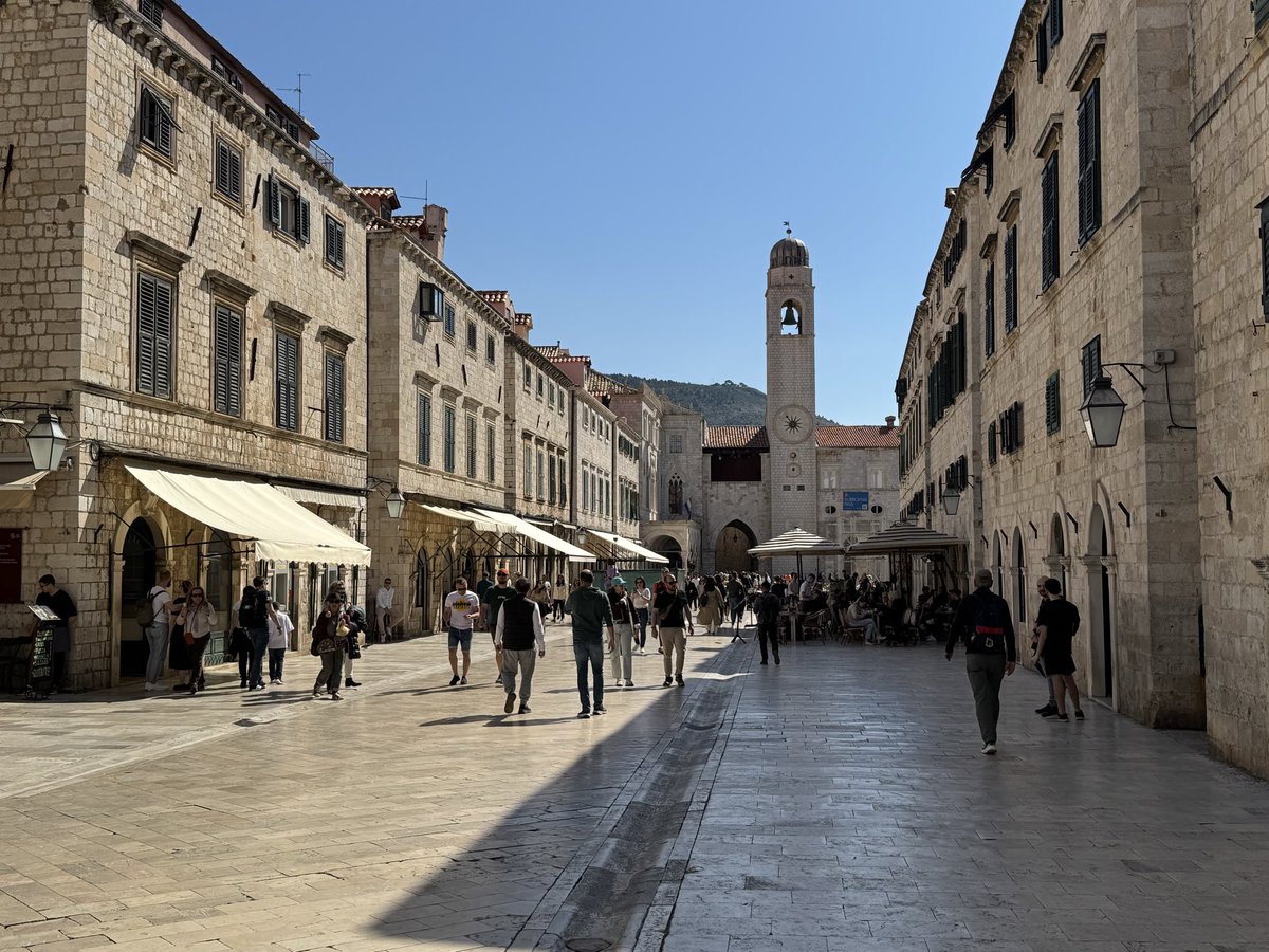 David Rousset tweet media