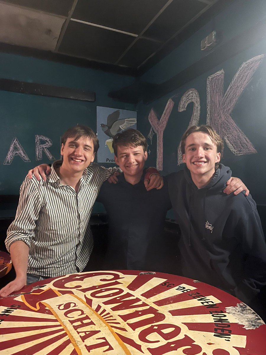 iRepeltje's tweet image. #spreadthelove