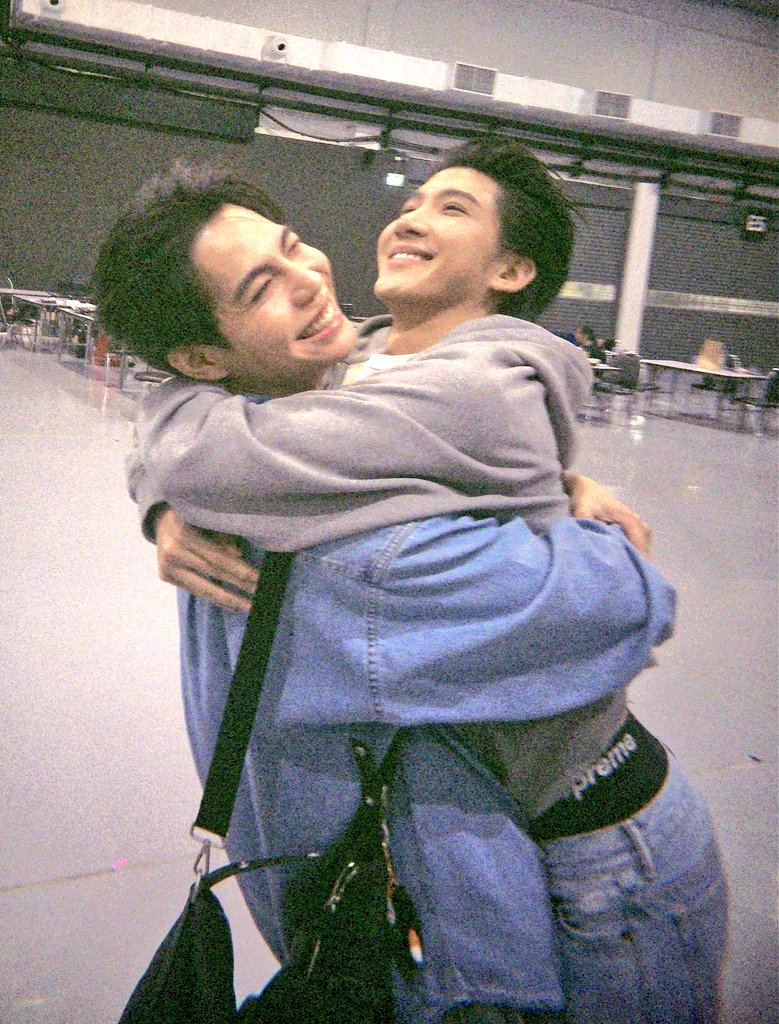 ✨ 𝒦𝒶𝓉𝓎 🖋 📖 tweet media