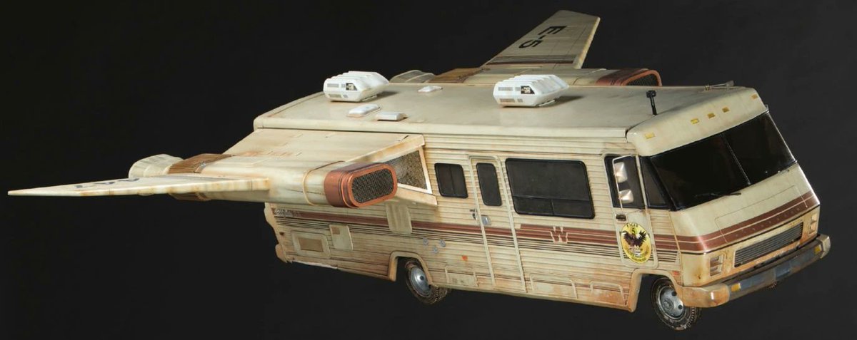 North East Aye Aye tweet media