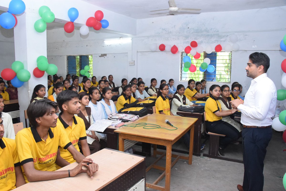 Collector Singrauli tweet media