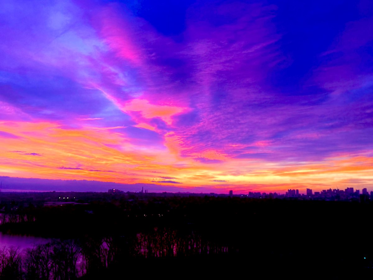 peterpayackpoet's tweet photo. #Saturday #multilevel #impressionistic 
#Clouds at #sunrise #Daybreak over #Fresh_Pond #Cambridge #Boston #skyline 
 @ericfisher
 @Pamelanbcboston 
 @ShiriSpear 
 @Met_CindyFitz 
 @laabs
 @weatherchannel
 @TaniaLealTV
 @NewEnglandInfo
 @sarahwroblewski #followingnecn @PeteNBCBoston 
@Pamelanbcboston
@growingwisdom
 @boston25 @NWSBoston 
@TandWToday 
@WeatherNation
 @Eweather13
 @MichaelPageWx 
 @WX1BOX 
@NewEnglandInfo
@Earthjustice #mawx 
 @OnlyInBOS @Storyful #Storyfulnews 
@JimCantore 
@VickiGrafWX @sundaysunrise 
@jacobwycoff 
@wx_Lyss @TimKellySports
