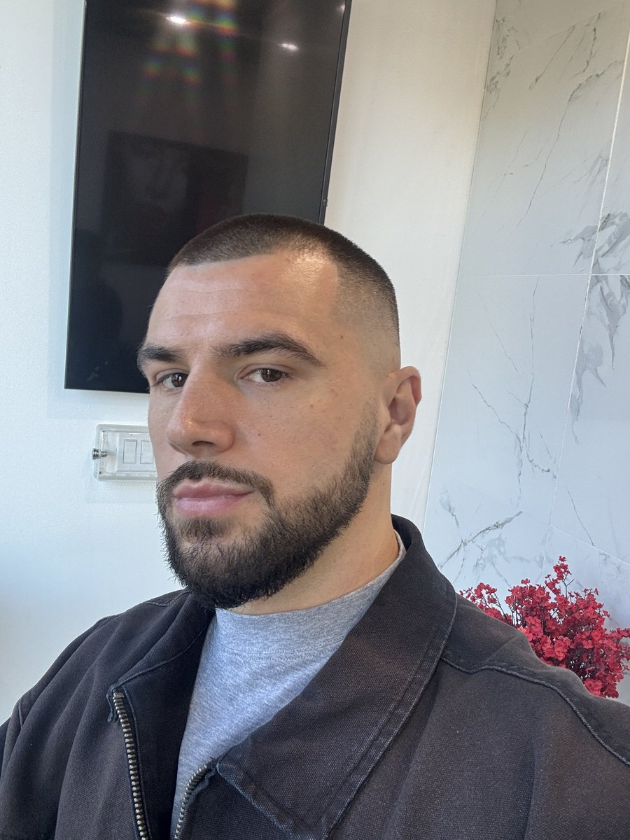 edokostic tweet media