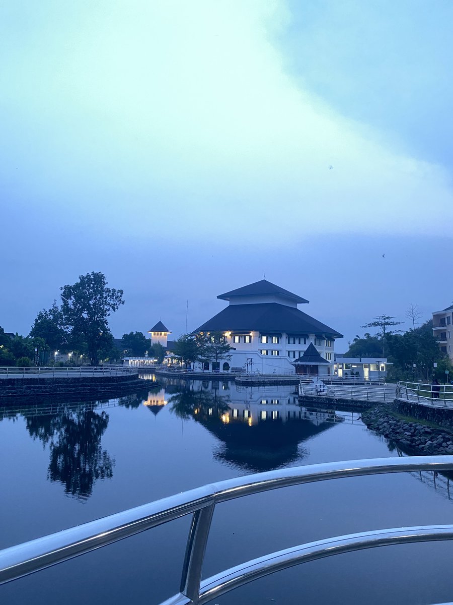 𝔀ₐₙ𝔀ₐₙ tweet media