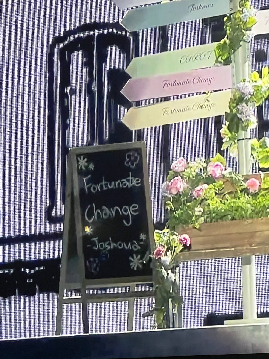 𝙘𝙝𝙤. tweet media