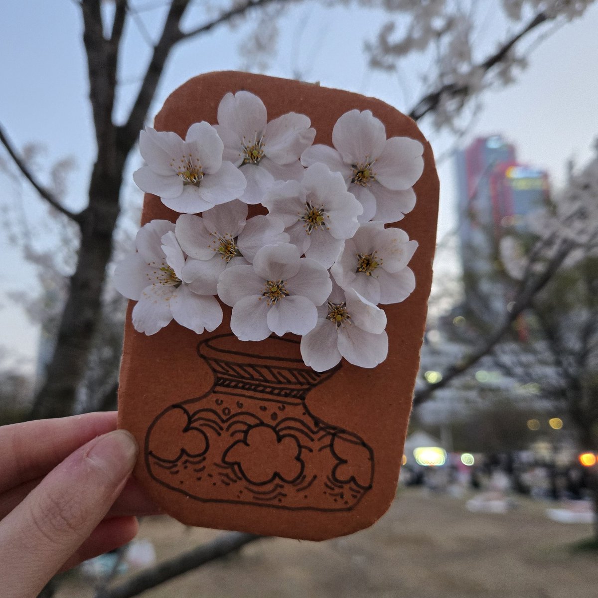 churu츄루 tweet media