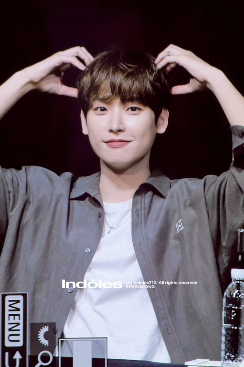 Indŏles tweet media