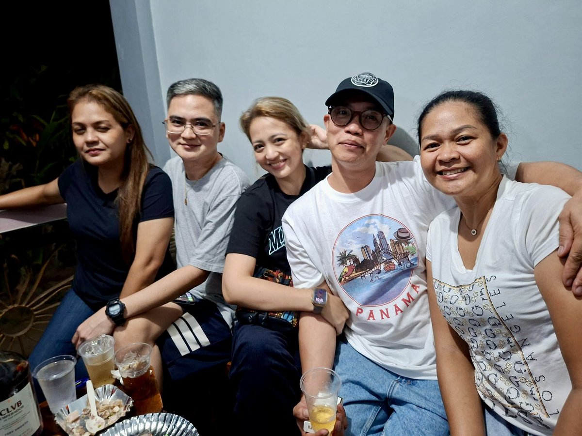 OliverIbasco's tweet photo. Trust God’s timing. There’s no need to rush-everything will fall into place with the right people and the right energy. Welcome home, my dear cousin @fabfarrel 😘🥰♥️

#forkeeps 
#goodpeoplegoodvibes 
#friendship https://t.co/3qX9KttRic