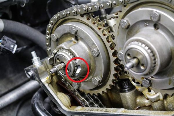 ﾊﾞﾉｽとエレメントハウジングからオイル漏れ散らかし。
ﾊﾞﾉｽバラしはGW中にやりたい。ついでにチェーンガイドとﾊﾞﾉｽハブ対策も。ボルト中折れに加えてハブも弱いのは欠陥車なので仕方なし。おプライス問題🧑‍🦲