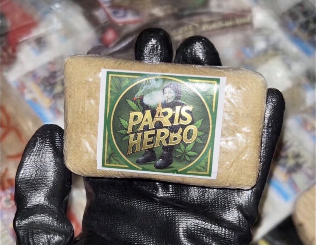 ParisWeede's tweet photo. Paris TOP SHELF INDOOR EXOTIC CANDY
WEED CARTS THC WAX DAB PEN 1000mg PUFF VAPE THC WEED Paris AUTHENTIC ZAZA plug in Paris IDF Paris. THC PLUG Quality premium small batch strains exotic top shelf Beuh Weed Paris 

Cash ✅

Hand to Hand / Main à Main ✅

https://t.co/u9E3tHjSUL https://t.co/Y6zmiSjhch