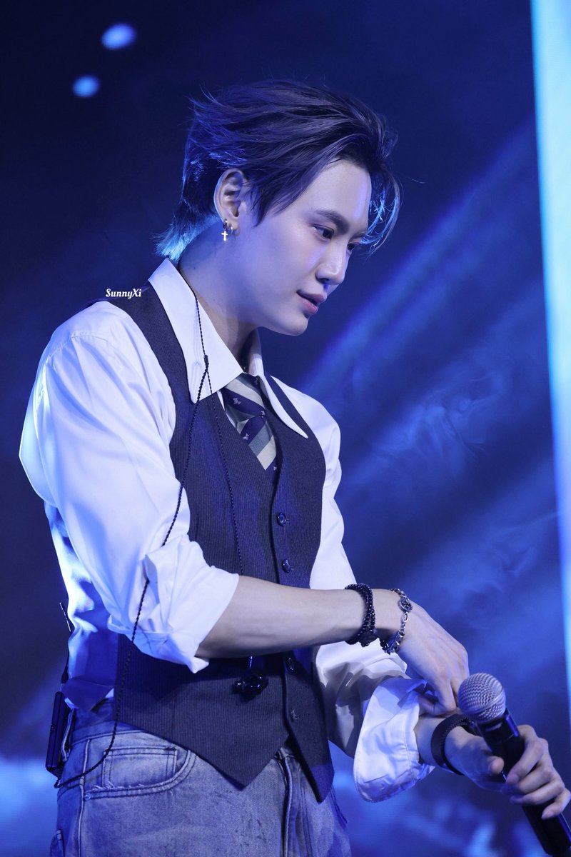 sunnyxi_1214's tweet photo. Sooooo hot❣️❣️❣️
@bb0un 

BOUNPREM FAN MEETING IN HK
#BounPremFMinHongKong2026 https://t.co/NJlLrLdCc6