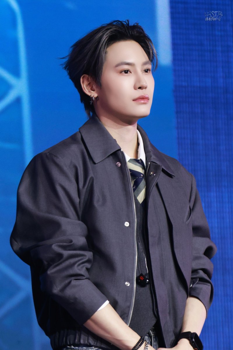 𝕕𝕦𝕜𝕟𝕒𝕟 𝕔𝕙𝕒𝕤𝕖 𝒮𝒯𝕒𝕣 𝕝𝕚𝕗𝕖 tweet media