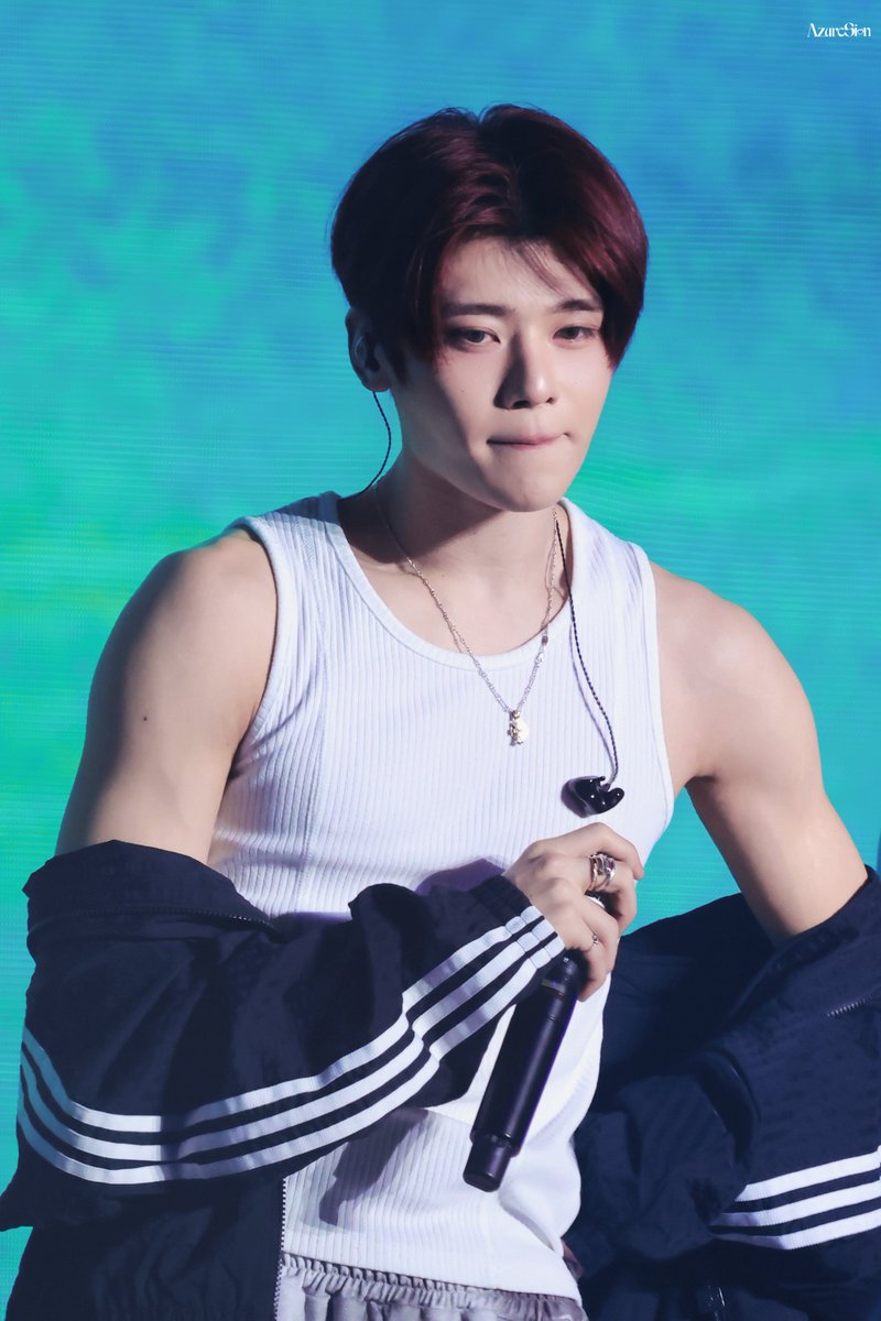 AzureSion tweet media