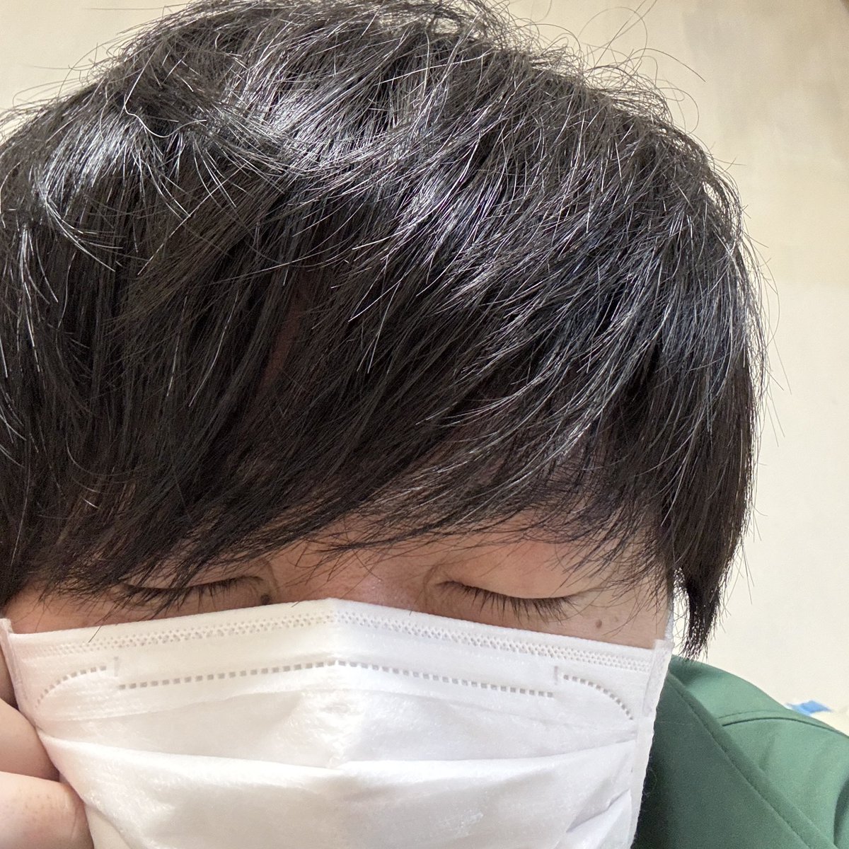 ガロン tweet media