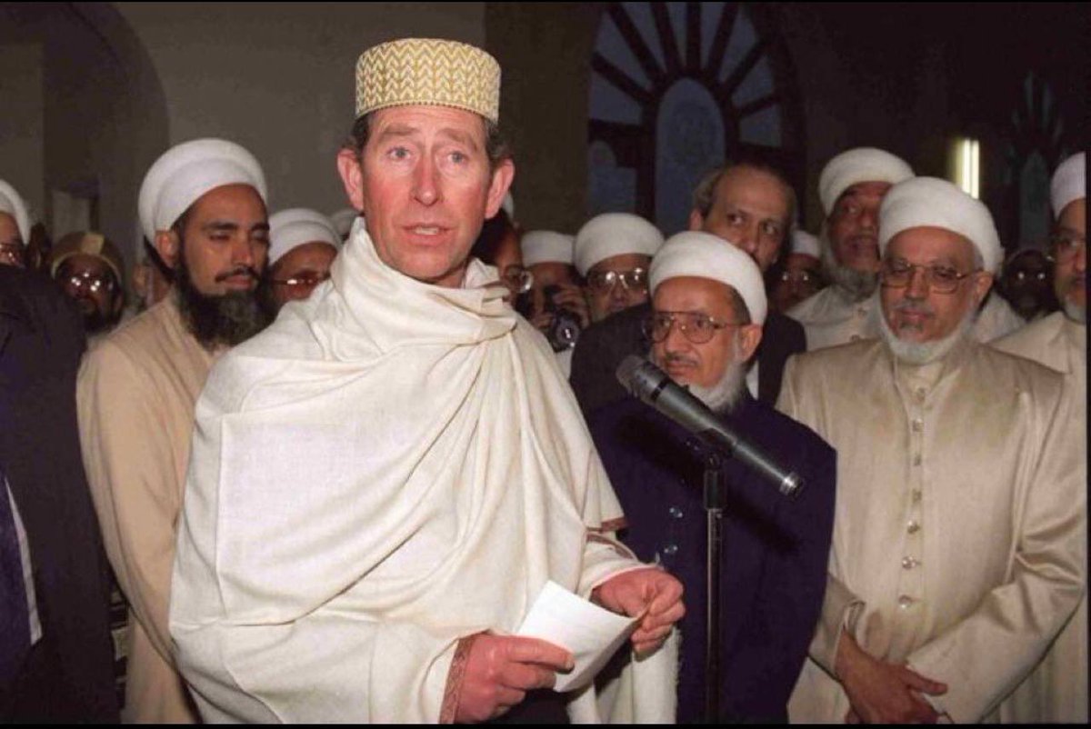 qaydeep's tweet photo. @amuse Did you know….in 2025 King Charles hosted an "Islamic call to prayer" at Windsor Castle. 

Christianity is being eradicated in this country, while Islam is being embraced. We are a Christian country, and fake King Charles who is supposedly the head of the church of England https://t.co/ldp2j8zC9I