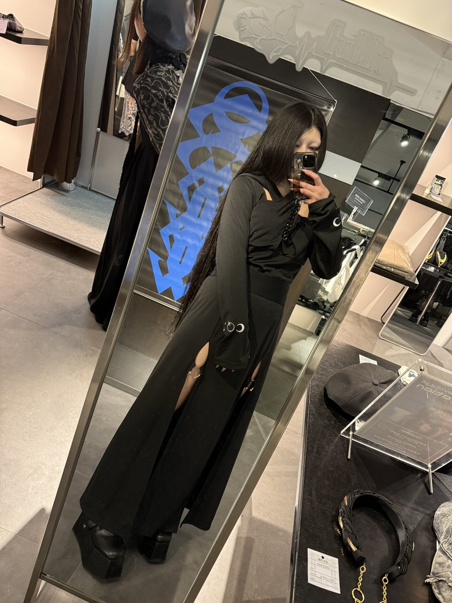 さとり tweet media