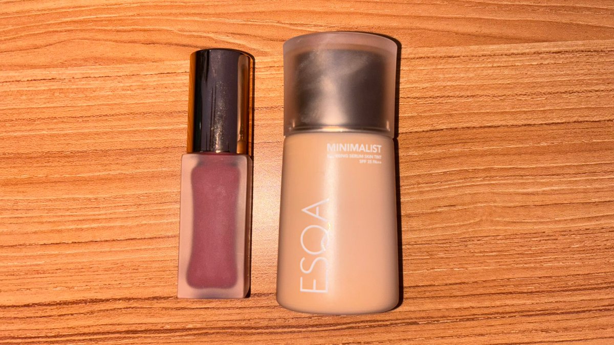 wts preloved make up esqa like new
skintint shade toffee isi 95% cuma dipake 4x liquid blush shade lovestruck 97% cuma dipake 3x 
all minus box udah dibuang, alasan dijual soalnya shadenya kurang cocok di aku

💵 : skintint 60k blush 65k take all 110k only dan bisa 🍊 #zonauang