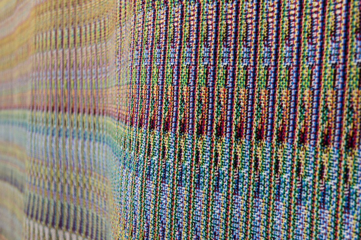 GlitchTextiles's tweet photo. Data Visions Collection

1. Emerging Markets Throw - Detail
2. Emerging Markets Throw - Detail
3. Emerging Markets Throw - Front

https://t.co/0j31lq0BgM

#data #creativecoding #visualdata #dataviz #processing #glitchtextiles #textiles #textiledesign #textileart #woven https://t.co/lhfSmCFj2C