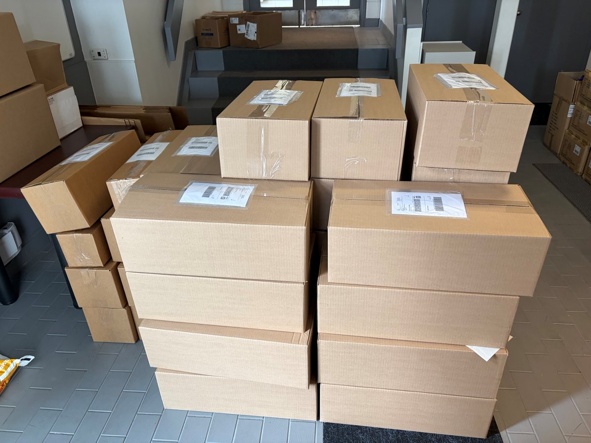 MLPAOnews's tweet photo. 📦💙 Our Med Lab Week care packages are officially on the move! If you placed an order, your MLW package will be arriving soon.
  #MedLabWeek #CarePackages #MedLabONT https://t.co/VenPqkfMWm