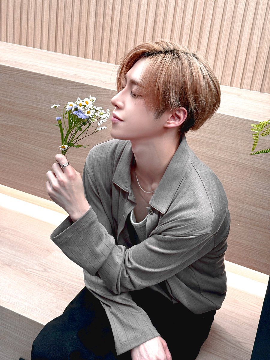 aira eckart💗 tweet media