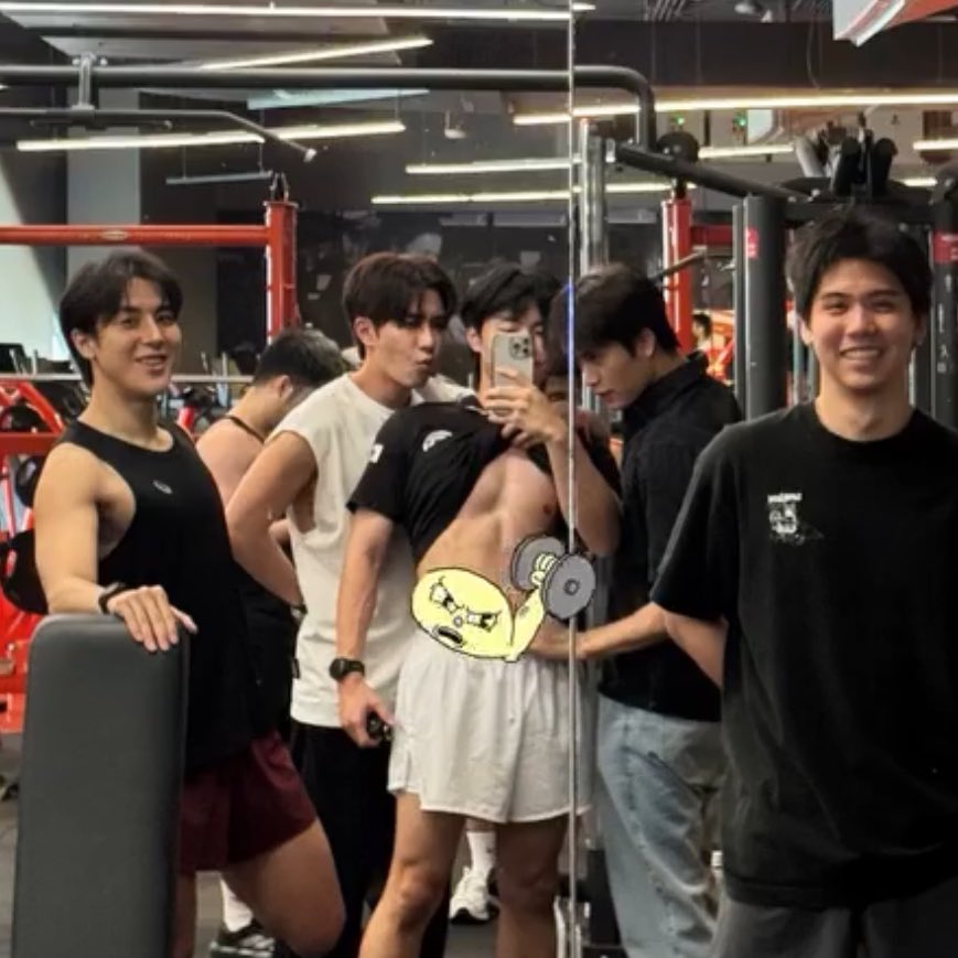 ☁︎ ᵏʰⁿ tweet media