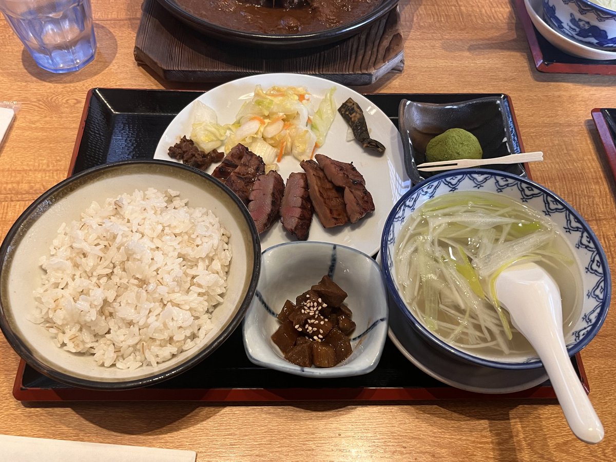 なんだかXのメッセージがエラーになってますね
私は仙台に来ております