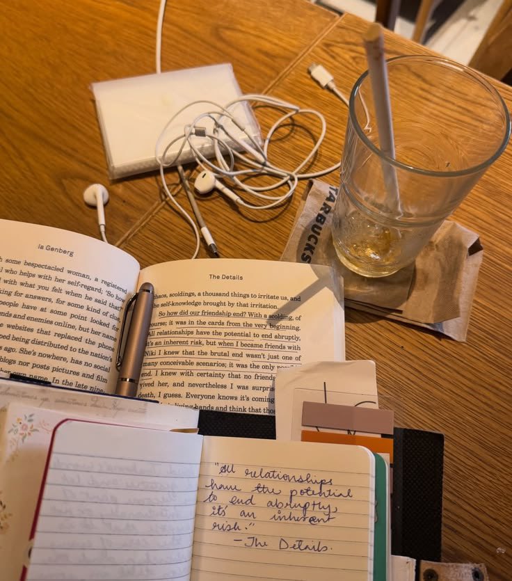 kina_Girly's tweet photo. prioritizing herself. https://t.co/POuKSWyFV6