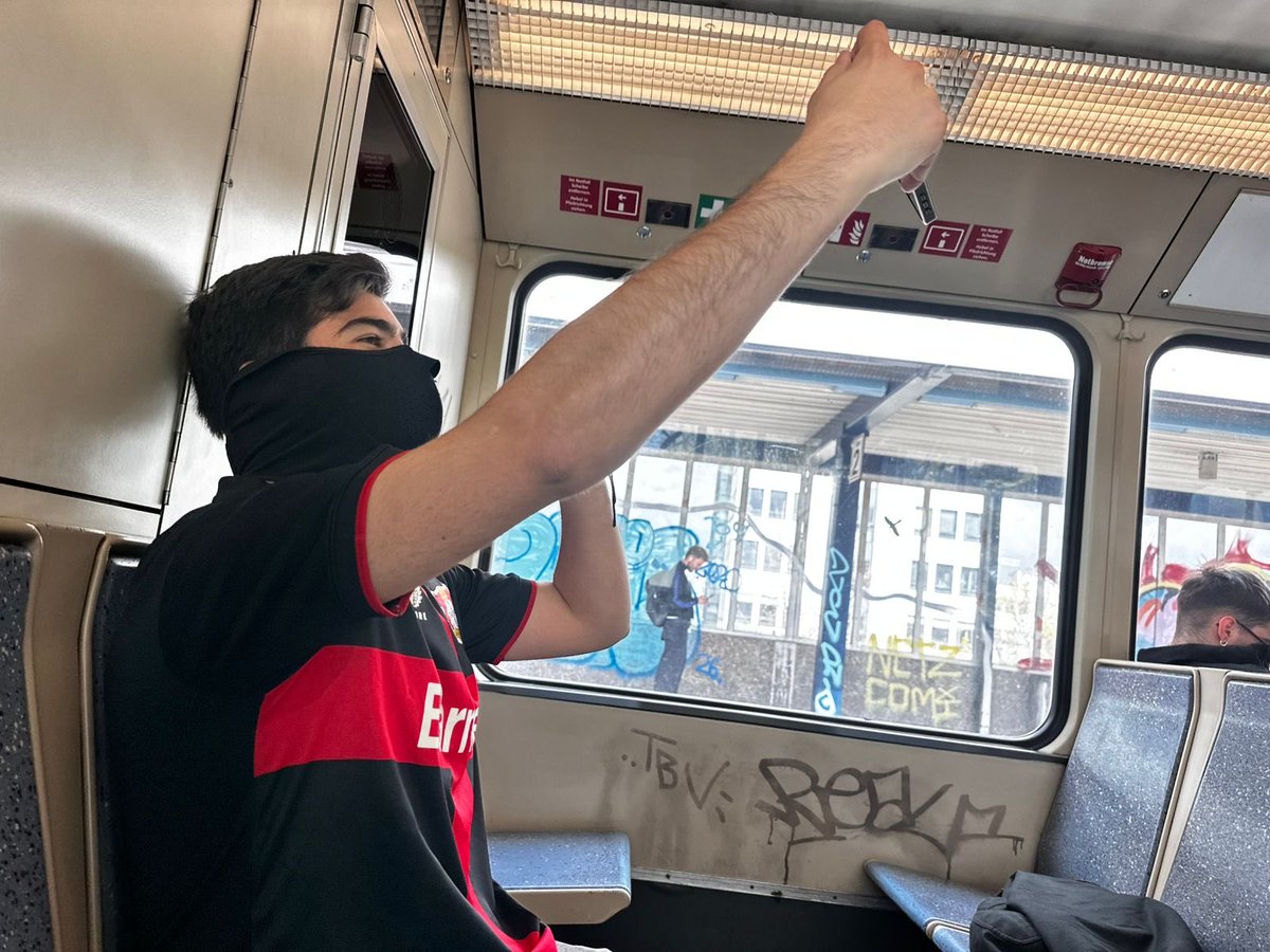 ELVIKINGONEGRO tipster tweet media