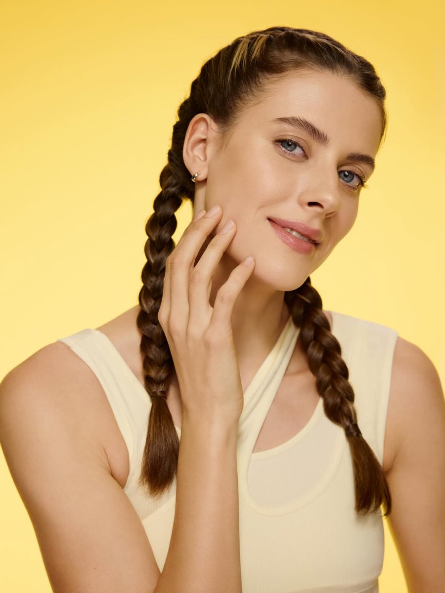 UkraineUAteam's tweet photo. Ярослава Магучіх × Garnier 😍 https://t.co/JktLjN66x7