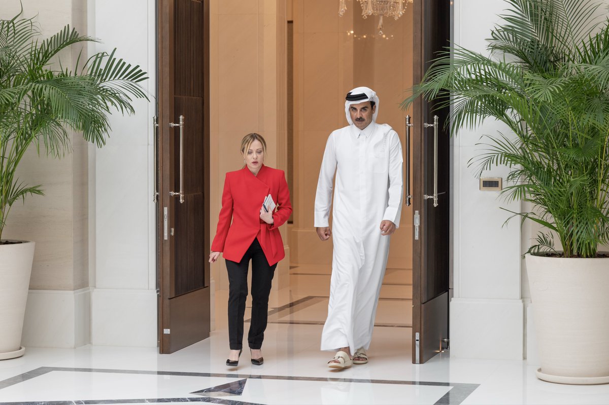 الديوان الأميري tweet media