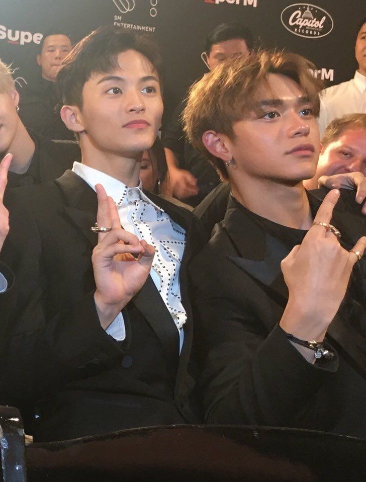 comfort for yukhei stans tweet media