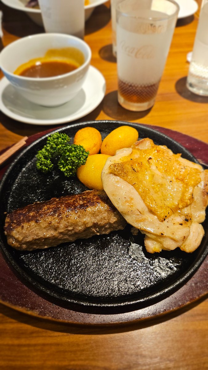 ぽみそ汁@絵師🎨 tweet media